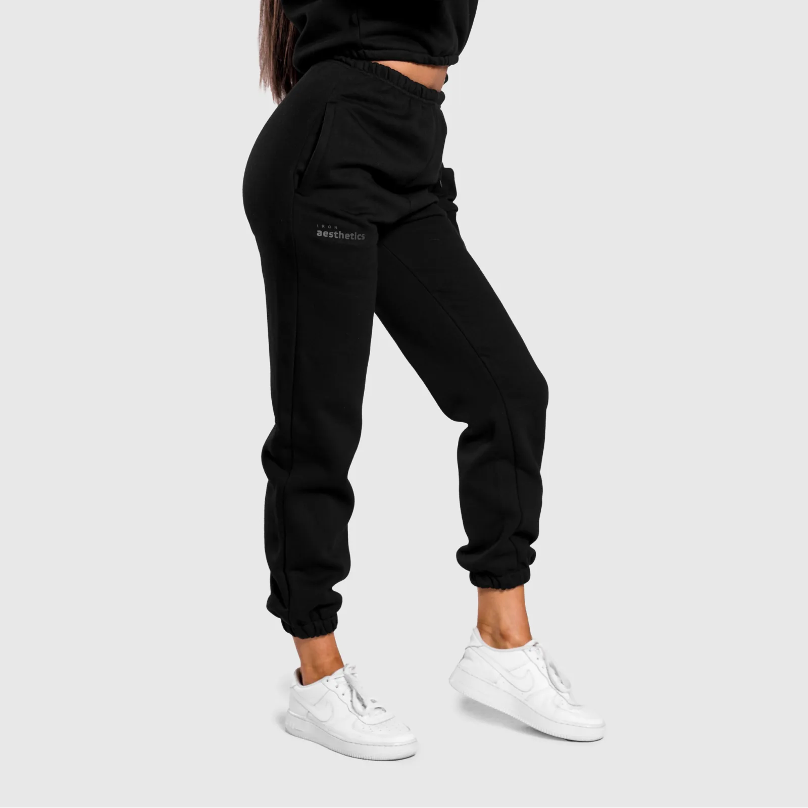Pantaloni de trening oversized damă Iron Aesthetics Simone, negri-1