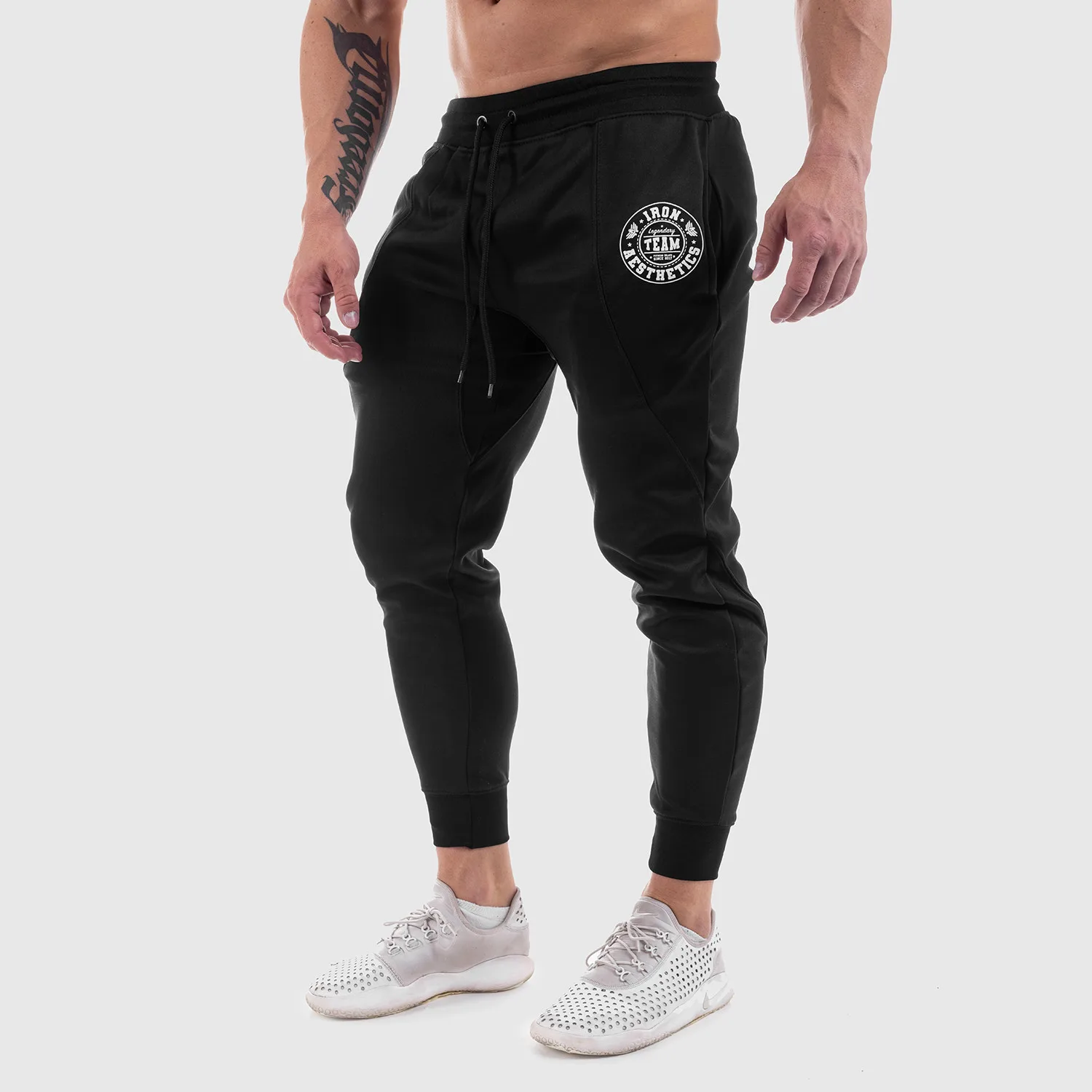 Pantaloni de trening Jogger Iron Aesthetics Circle Star, negrii-1